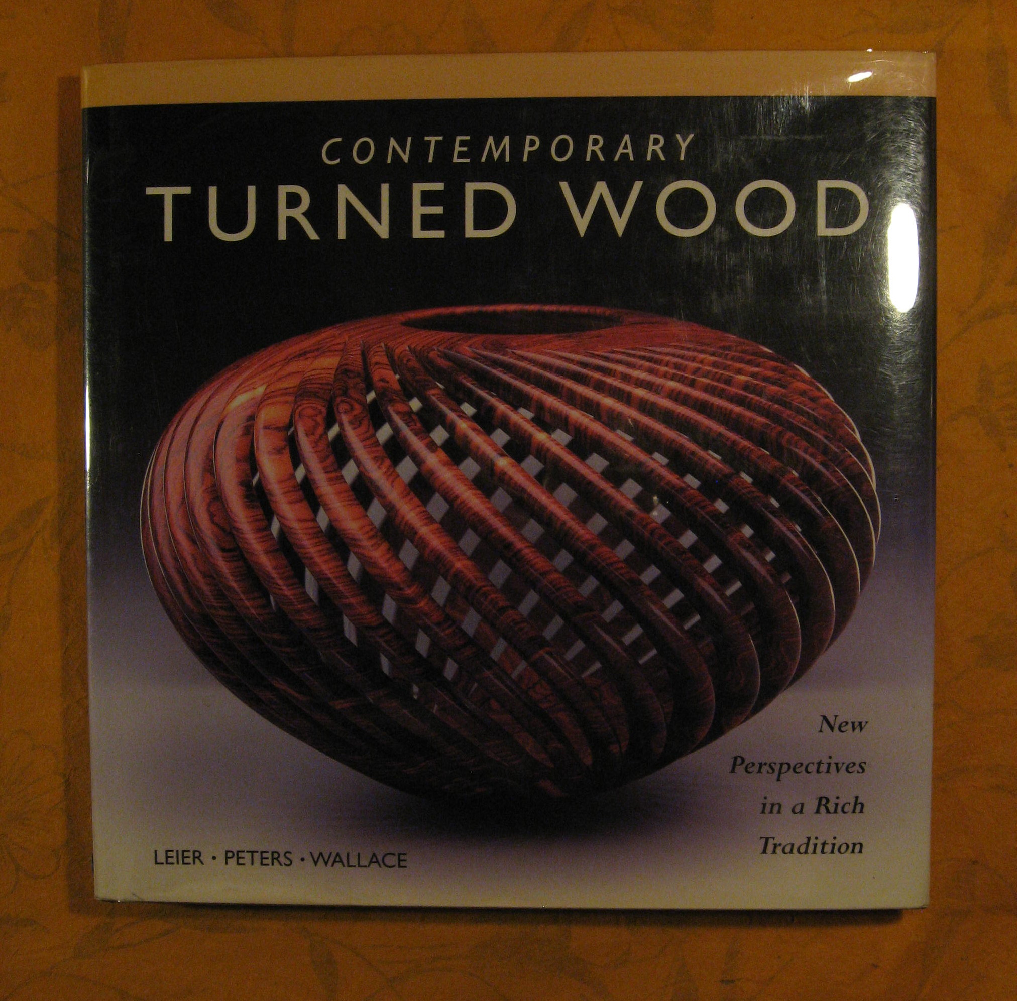 Image for Contemporary Turned Wood: New Perspectives in a Rich Tradition