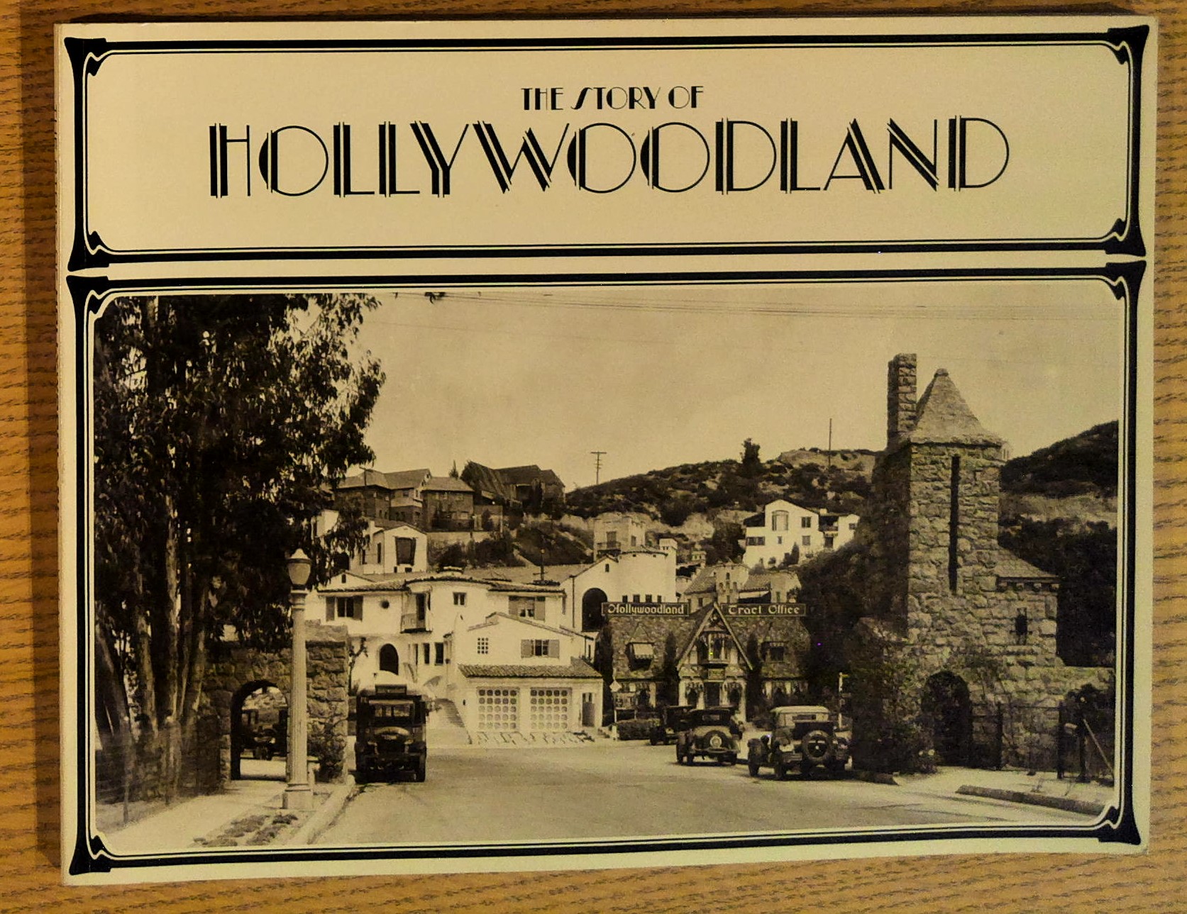 The Story of Hollywoodland