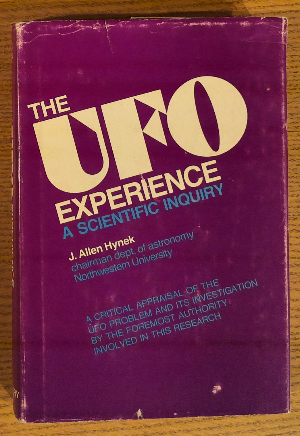 The UFO Experience: A Scientific Inquiry