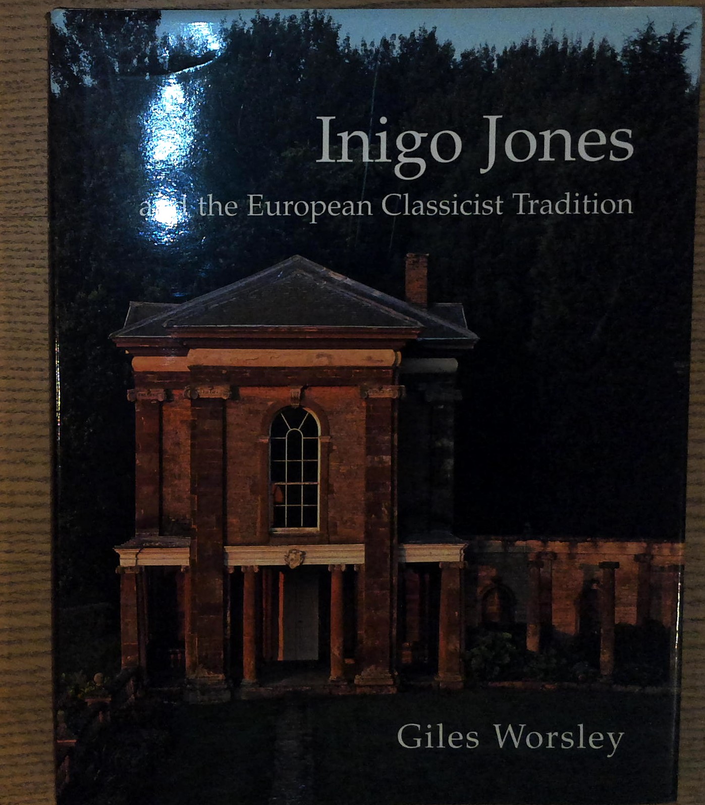 Inigo Jones and the European Classicist Tradition