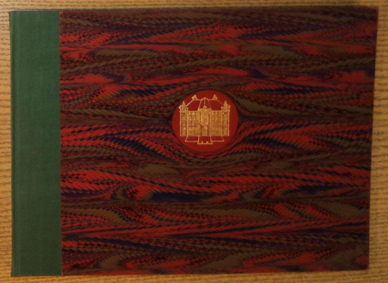 The town of Cambridge as it ought to be Reformed. The plan of Nicholas Hawksmoor interpreted in an essay by David Roberts and a set of eight drawings by Gordon Cullen.