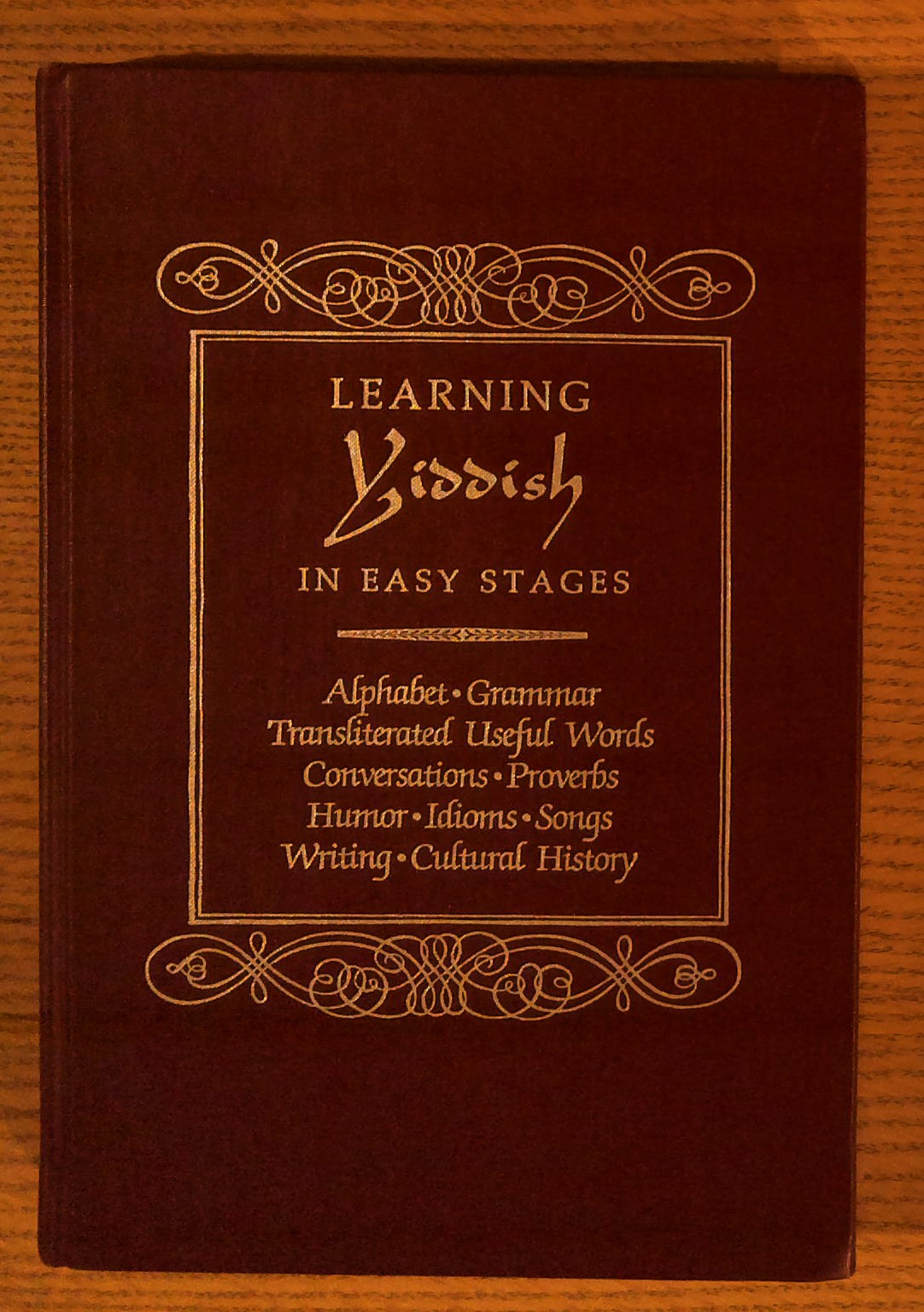 Learning Yiddish in Easy Stages